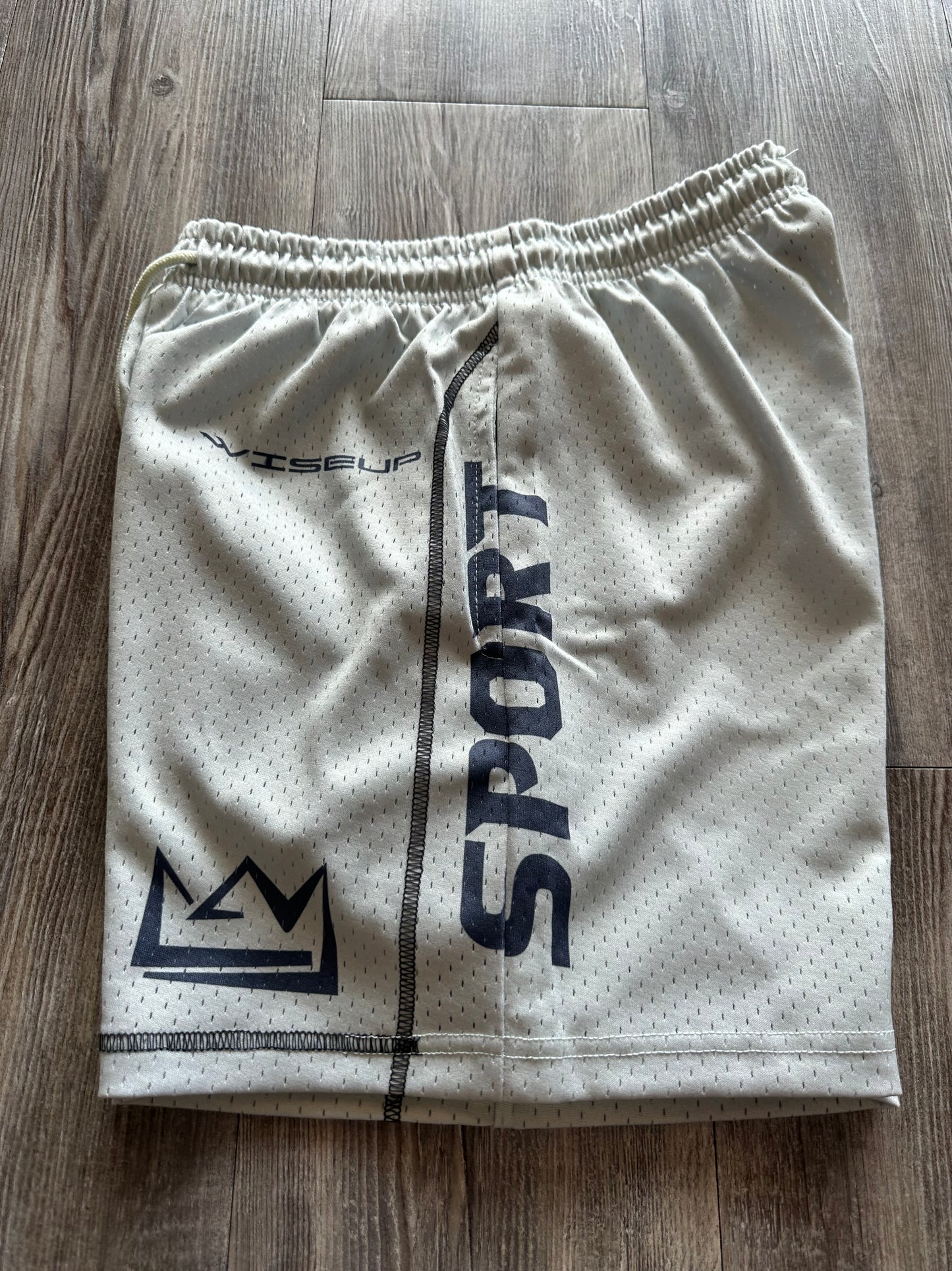 WISEUP SPORTS 5' MESH SHORTS